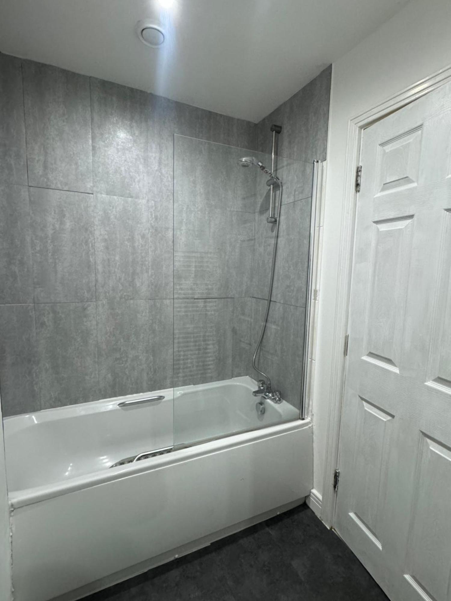 런던 Cozy Flat With Balcony 아파트 외부 사진